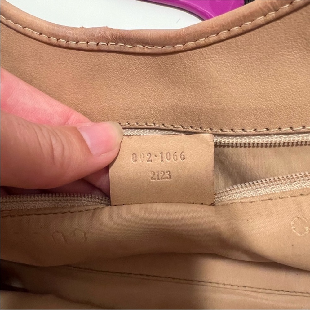 Gucci Vintage Jackie Bardot Hobo – Beige Canvas & Leather Trim - Picture 7 of 16